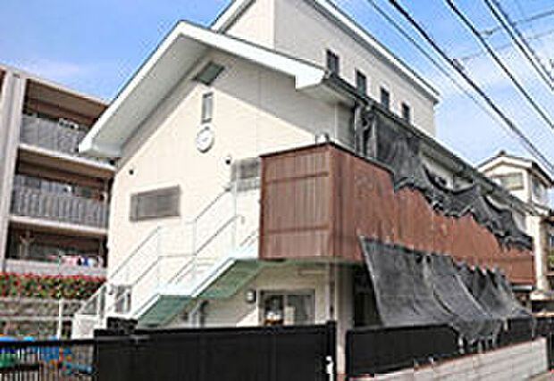 いづみ愛児園(約360m)