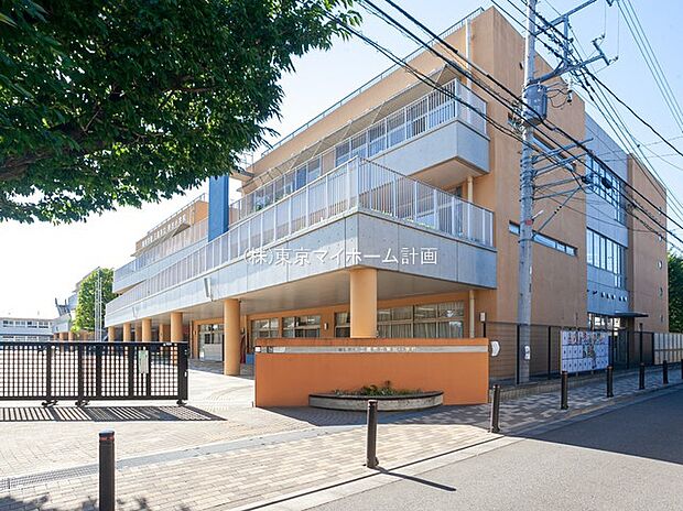 三鷹市立東台小学校（約600m）