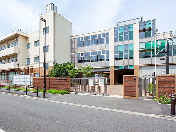 府中市立府中第五中学校(約450m)