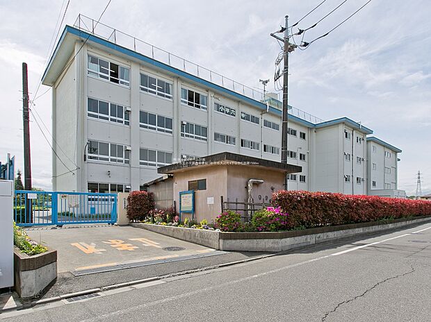 小平市立小平第六中学校(約1,580m)