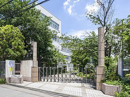 国分寺市立第一中学校 700ｍ