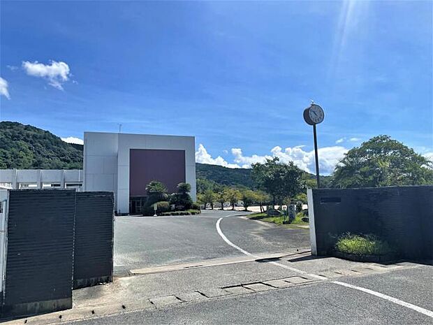 甘木中学校(約750m)