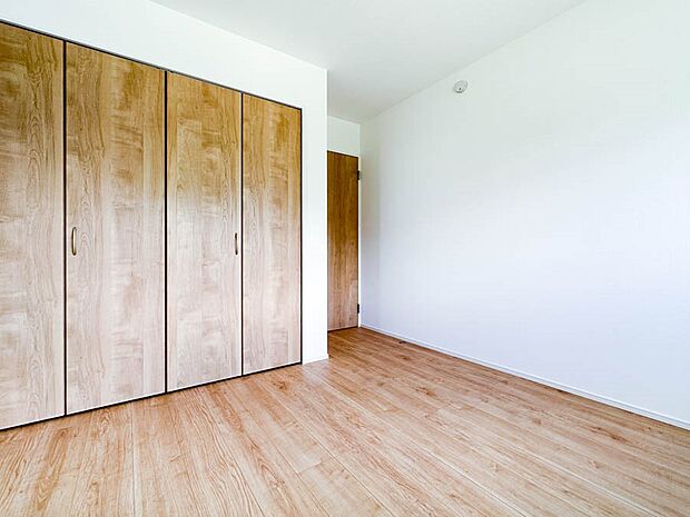 【Private room】  過ぎ行く時間をゆったりと感じることができる落ちついたプライベートルーム。