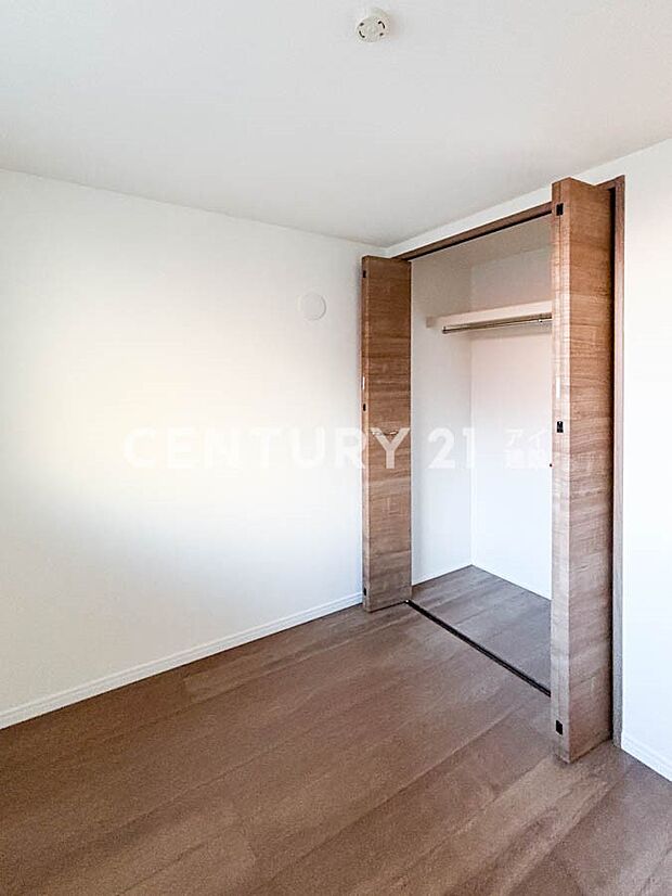 【収納】収納スペースたっぷりで物が多い方も安心!