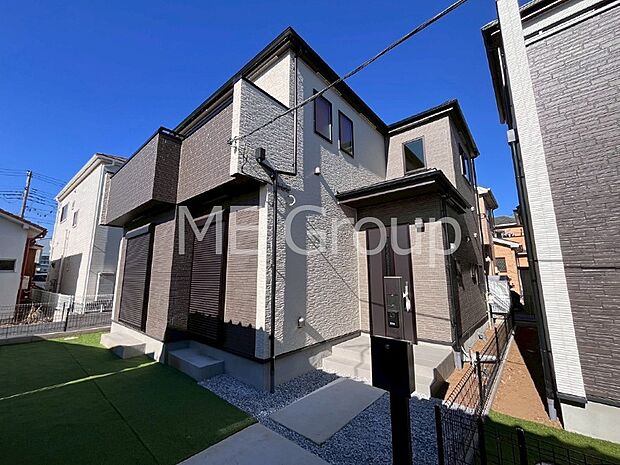 たっぷりの陽光と心地よい風が舞い込む住まい