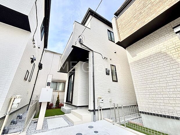 暮らしやすさと居心地の良さにこだわったシンプルで飽きのこないデザイン !