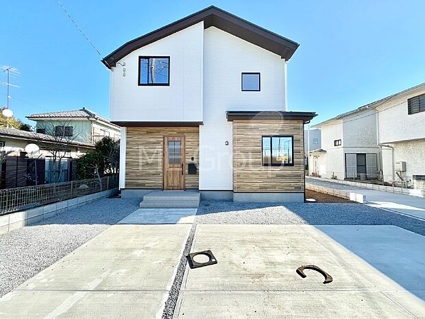 上質感あふれる外観デザイン。魅力の住まいを実現。