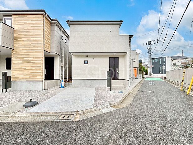 暮らしやすさと居心地の良さにこだわったシンプルで飽きのこないデザイン !