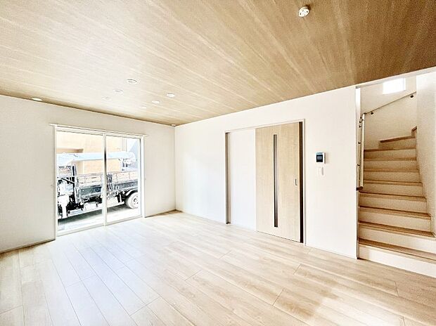 【ダイニング】家族が自然と集まる憩いのスペースになりそう