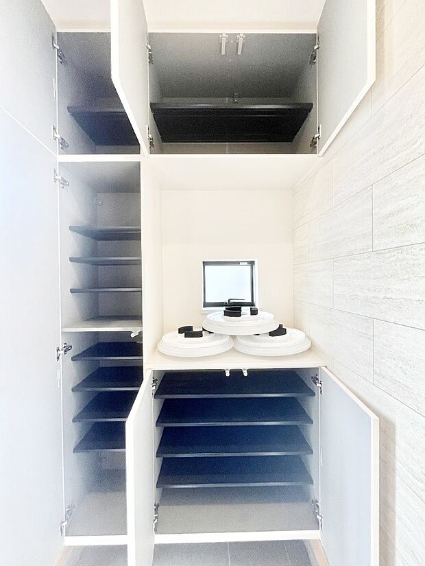 【収納】収納力ある下駄箱の活用で玄関廻りはいつでもスッキリ