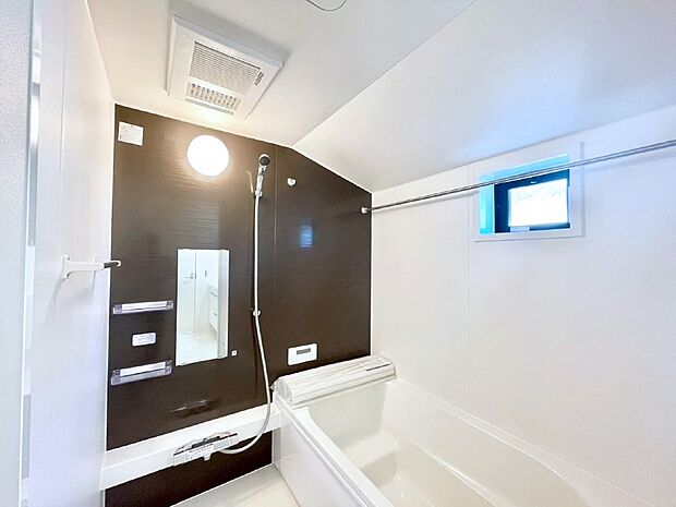 【浴室】一日の疲れを癒やす大切なバスタイム。ゆっくりとお風呂を楽しんで疲れをとりたいですね!