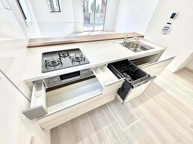 【スライド収納】使いやすさを優先したスライド式収納タイプ！