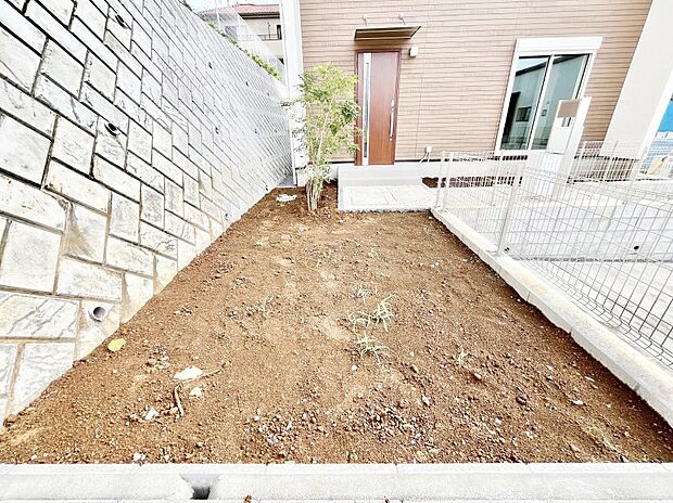 【庭】明るさたっぷりのお庭