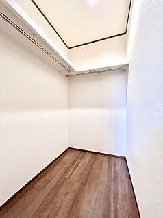 ウォークインクローゼット