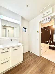 脱衣場