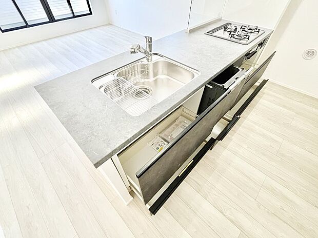 【スライド収納】使いやすさを優先したスライド式収納タイプ!