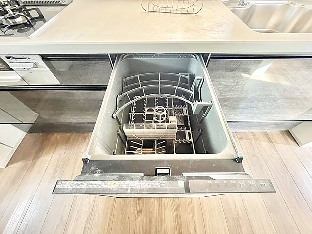 【食洗機】面倒なお片づけは食洗機にお任せ!家事の負担が減って、時間にも気持ちにもゆとりができます。