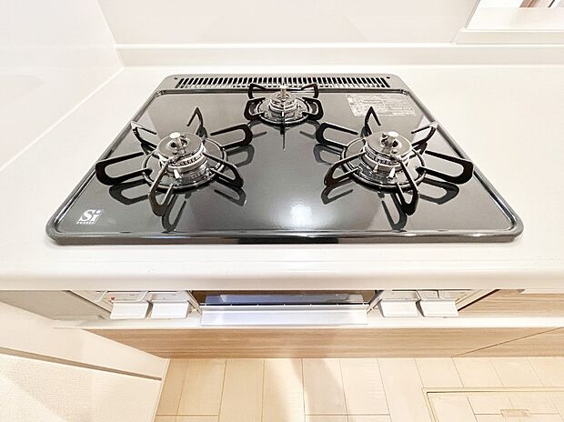 【ガスコンロ】三口ガスコンロでお料理が一気にはかどりそう