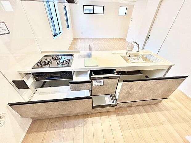 【スライド収納】使いやすさを優先したスライド式収納タイプ!