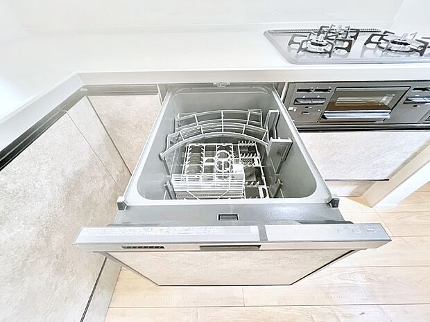 【食洗機】面倒なお片づけは食洗機にお任せ！家事の負担が減って、時間にも気持ちにもゆとりができます。