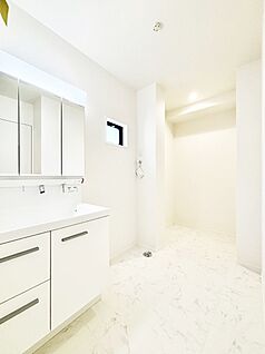 脱衣場