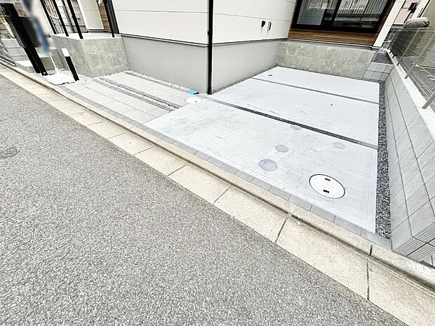 【駐車場】生活に欠かせない駐車スペース。