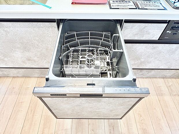 【食洗機】面倒なお片づけは食洗機にお任せ!家事の負担が減って、時間にも気持ちにもゆとりができます。