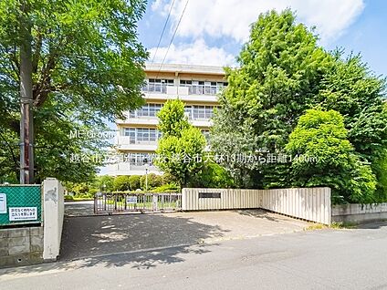 越谷市立栄進中学校 1400m