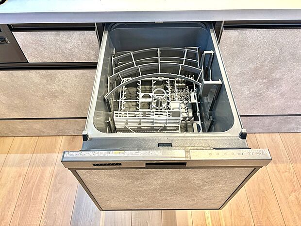 【食洗機】面倒なお片づけは食洗機にお任せ!家事の負担が減って、時間にも気持ちにもゆとりができます。