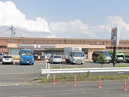 セブン-イレブン 湾岸浦安インター店 300m(4分)