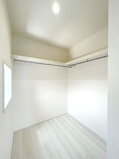 ウォークインクローゼット