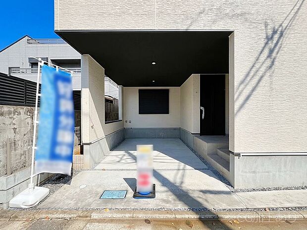 【駐車場】ビルトインタイプは大切なお車を傷や汚れから守ることができます。
