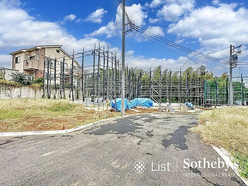 ■現地写真■現在建築中です！現地に実際に行ってみることでしか感じられないことがたくさんあります。お気軽にお問合せ下さい♪