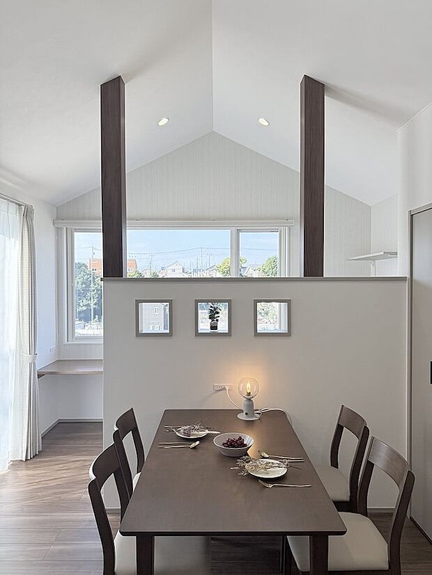 洒落たダイニングで毎日のお食事が楽しくなります!