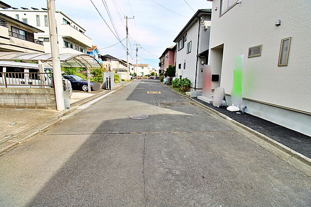 ひとたび扉を開けばそこに待っているのは上質な空間とマイホームでの新生活をイメージさせる優雅なひととき。「この家なら…」ではなく「ここに住みたい♪」と思う感動をお届けいたします。