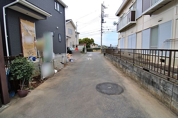 ひとたび扉を開けばそこに待っているのは上質な空間とマイホームでの新生活をイメージさせる優雅なひととき。「この家なら…」ではなく「ここに住みたい♪」と思う感動をお届けいたします。