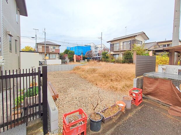 ひとたび扉を開けばそこに待っているのは上質な空間とマイホームでの新生活をイメージさせる優雅なひととき。「この家なら…」ではなく「ここに住みたい♪」と思う感動をお届けいたします。