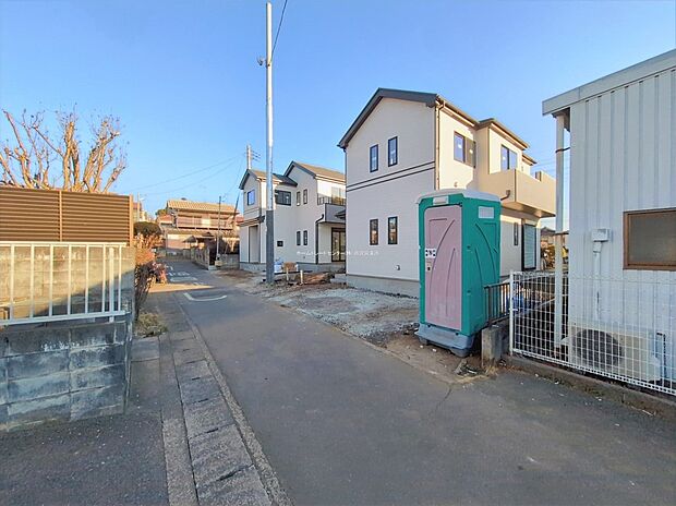 『B号棟』
ひとたび扉を開けばそこに待っているのは上質な空間とマイホームでの新生活をイメージさせる優雅なひととき。「この家なら…」ではなく「ここに住みたい♪」と思う感動をお届けいたします。