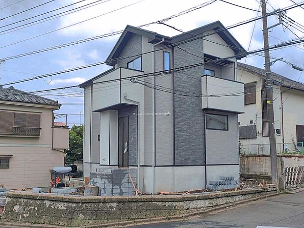 『１号棟』
気になった物件すぐにご見学対応させていただきます♪平日・お仕事帰りなど、いつでもご案内可能です♪周辺環境と併せて、実際に現地をご確認ください♪