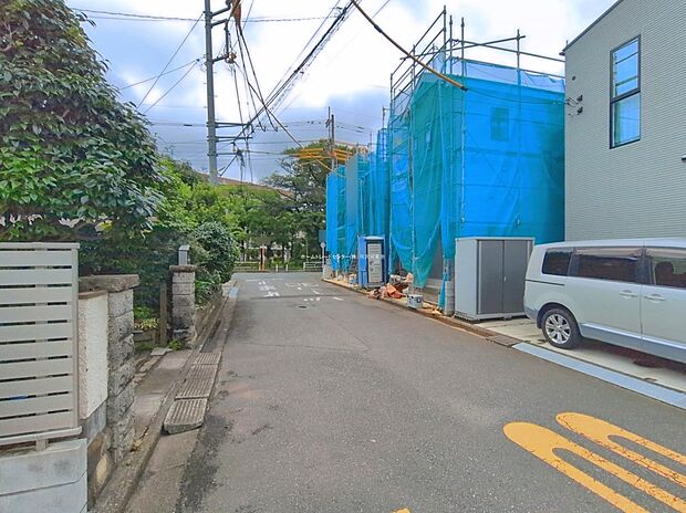 『B号棟』
ひとたび扉を開けばそこに待っているのは上質な空間とマイホームでの新生活をイメージさせる優雅なひととき。「この家なら…」ではなく「ここに住みたい♪」と思う感動をお届けいたします。