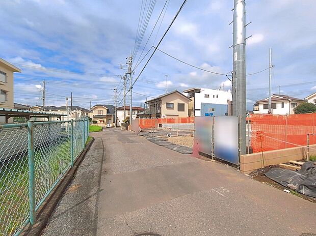 『1号棟』
ひとたび扉を開けばそこに待っているのは上質な空間とマイホームでの新生活をイメージさせる優雅なひととき。「この家なら…」ではなく「ここに住みたい♪」と思う感動をお届けいたします。