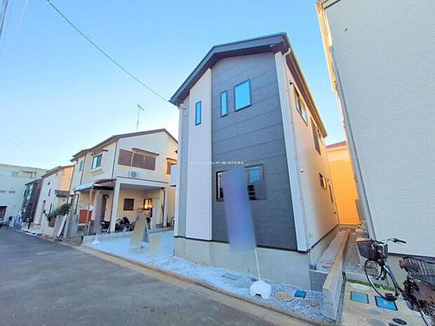 『1号棟』
お子様から「自分の部屋がほしい…」そんな成長もうれしいこの頃。お子様のさらなる成長を共に見守る新築マイホーム。