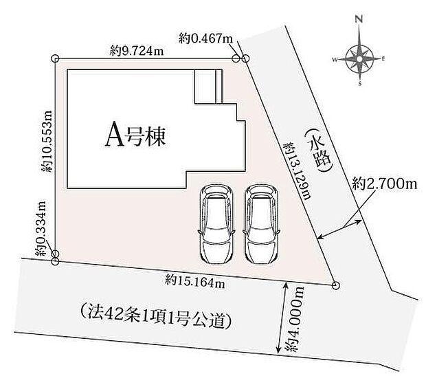 南×東道路の角地！敷地４３坪とゆとりがあり、建物南側にスペースを広く設けていますので、採光良好です。カースペース並列２台分確保！入間インターにアクセスしやすくお車のおでかけも快適です。