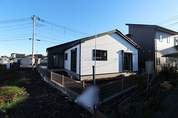 【現地外観写真】土日のご予約はもちろん、平日やお仕事のお時間に合わせての夜間のご案内も実施しています。まずはお客様のご都合をお伺いさせて頂き、それに合う形で物件のご紹介をさせていただきます。