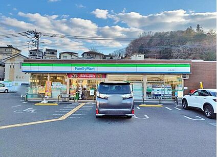 ファミリーマート入間仏子店 787m(徒歩10分)
