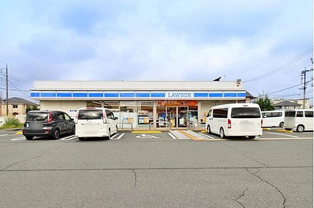 ローソン飯能双柳六道店（約943m）