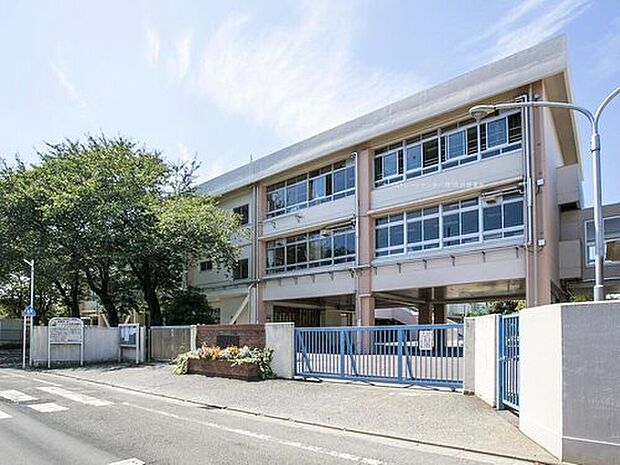 東村山市立東村山第六中学校（約220m）