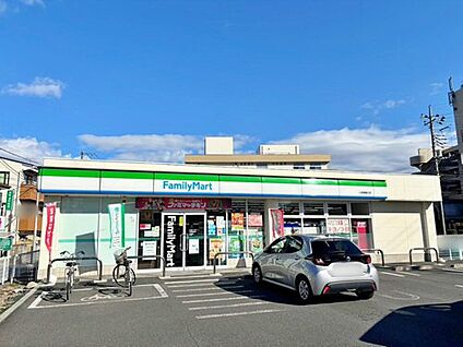 ファミリーマート入間東藤沢店 662m(徒歩9分)