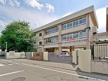 東村山市立東村山第六中学校 720ｍ(徒歩9分)