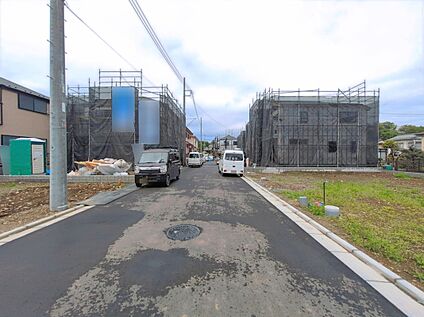 前面道路含む現地写真『５号棟』